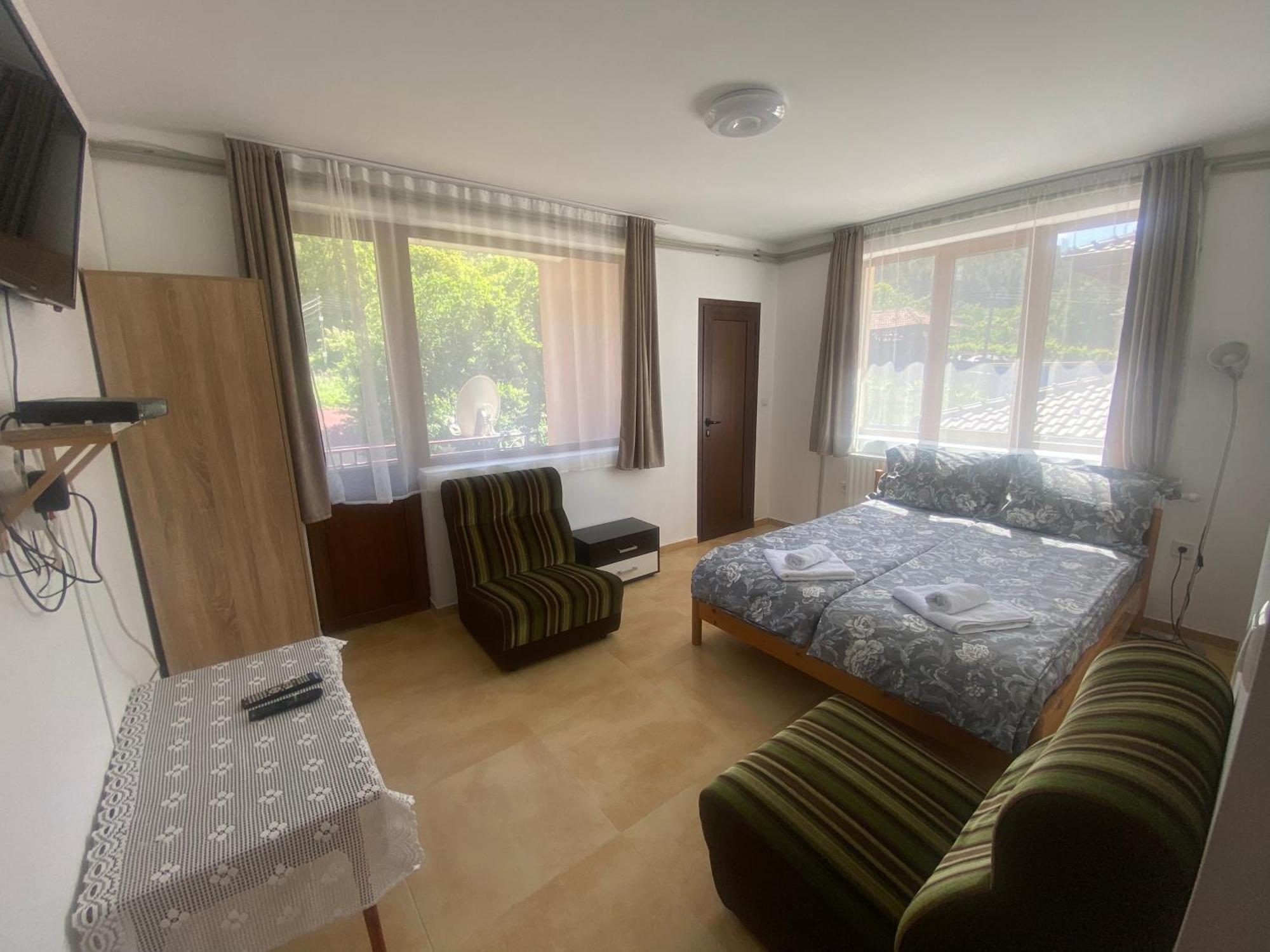 Анелия Hotel Sapareva Banya Bagian luar foto